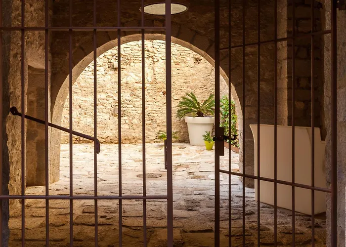 As Palau Dels Alemanys Boutique Monument Aparthotel Gerona