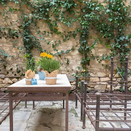 Apart-hotel As Palau Dels Alemanys Boutique Monument Girona